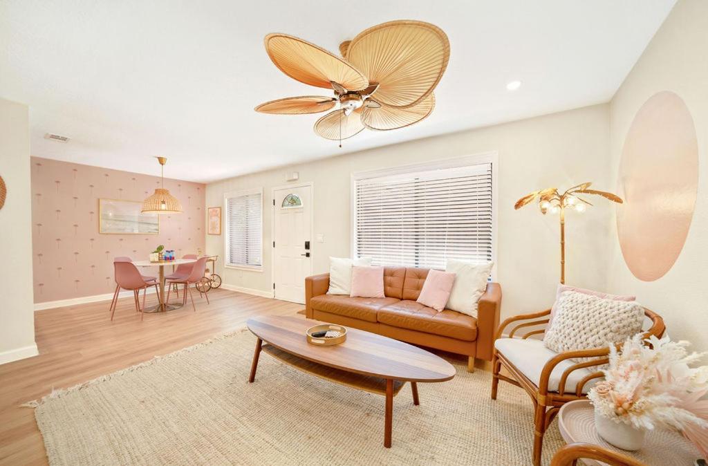 Luxury Villa 3 Blocks From The Beach With Pool A Fire Pit And Outdoor Oasis Cape Canaveral Exteriör bild