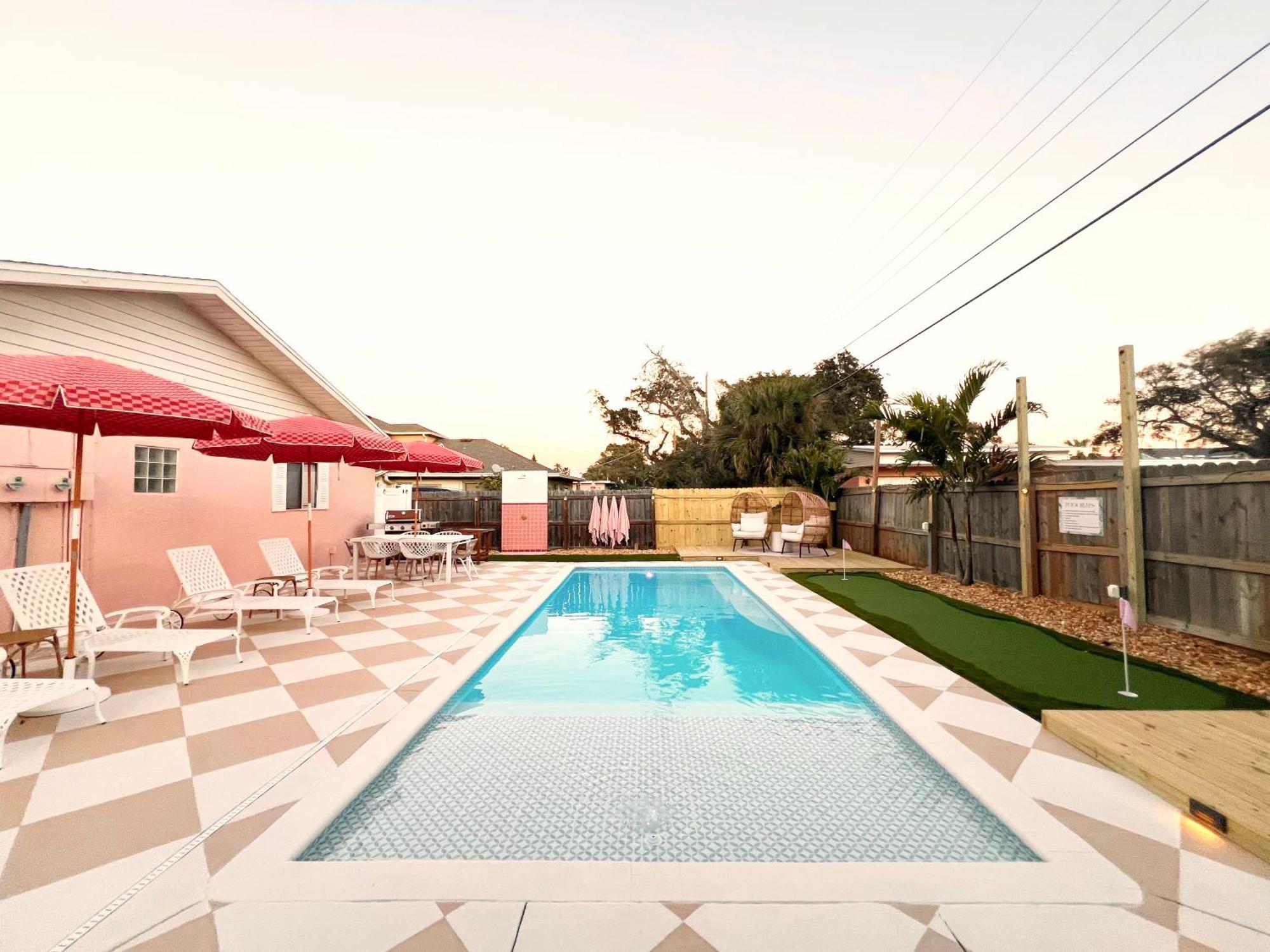 Luxury Villa 3 Blocks From The Beach With Pool A Fire Pit And Outdoor Oasis Cape Canaveral Exteriör bild